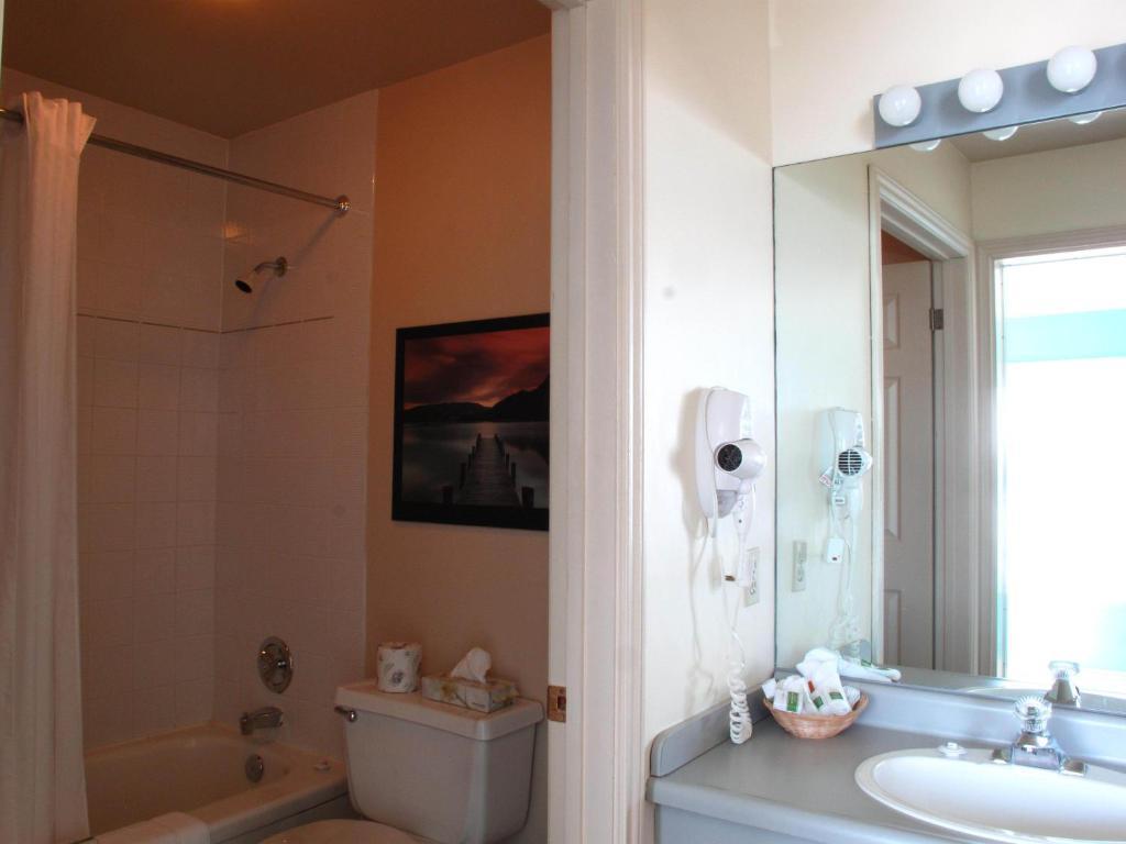 Brigantine Inn Lunenburg Szoba fotó