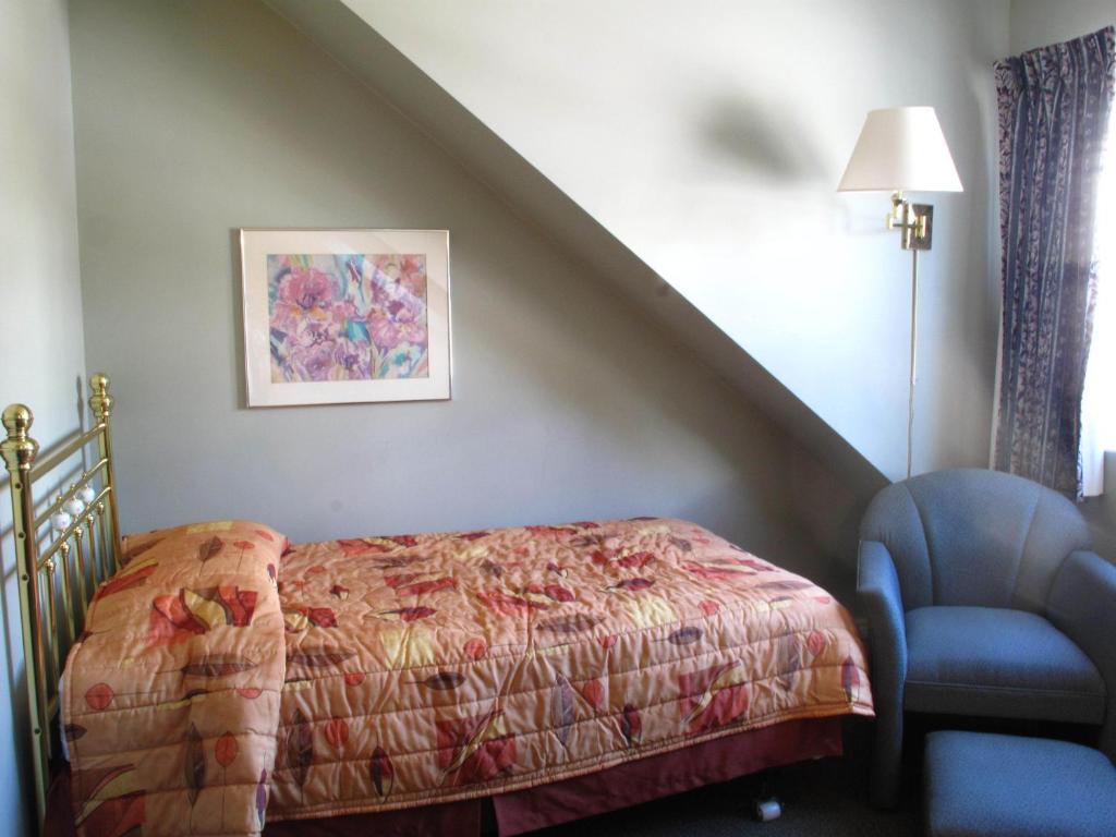 Brigantine Inn Lunenburg Szoba fotó